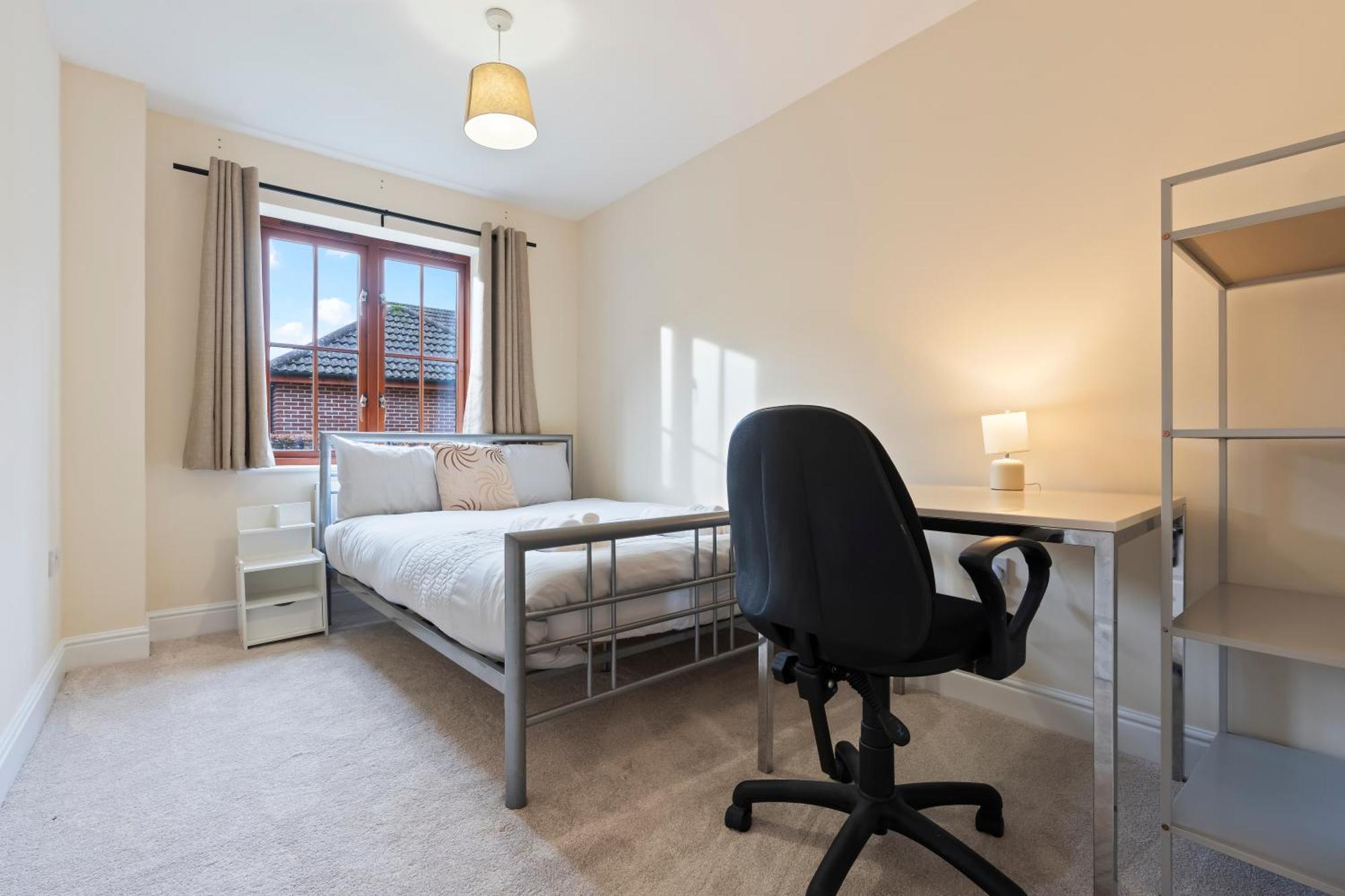 Апартаменты Cozy 2bed Flat With Free Parking Near Willen In Милтон-Кейнс